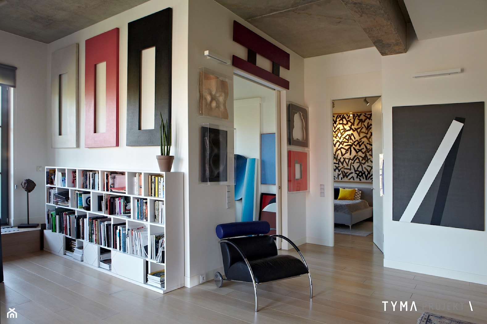 Loft gallery - Salon, styl nowoczesny - zdjęcie od TYMA PROJEKT - Homebook