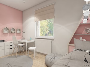 (Łódź) Projekt mieszkania 4 - Mały różowy szary pokój dziecka dla nastolatka dla chłopca dla dziewcz ... - zdjęcie od BAGUA Pracownia Architektury Wnętrz