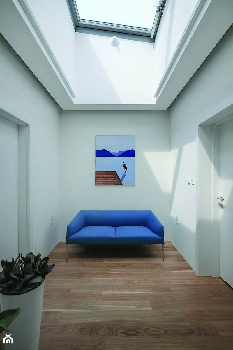 Dom   na   Wyżynie   Lubelskiej - Średni biały hol / przedpokój, styl nowoczesny - zdjęcie od ADHD Pracownia Projektowa