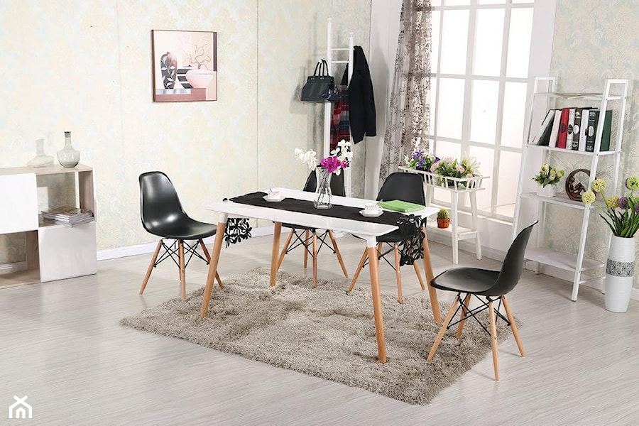 Duża beżowa biała jadalnia jako osobne pomieszczenie, styl skandynawski - zdjęcie od HomeDecor