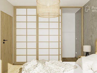 Sypialnia szara japandi z szafą lustrem szafkami garderobą mała PROJEKT:WNĘTRZE 
