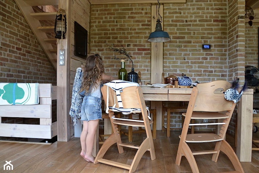 Dom - Mały salon z jadalnią, styl nowoczesny - zdjęcie od Julia Rozumek