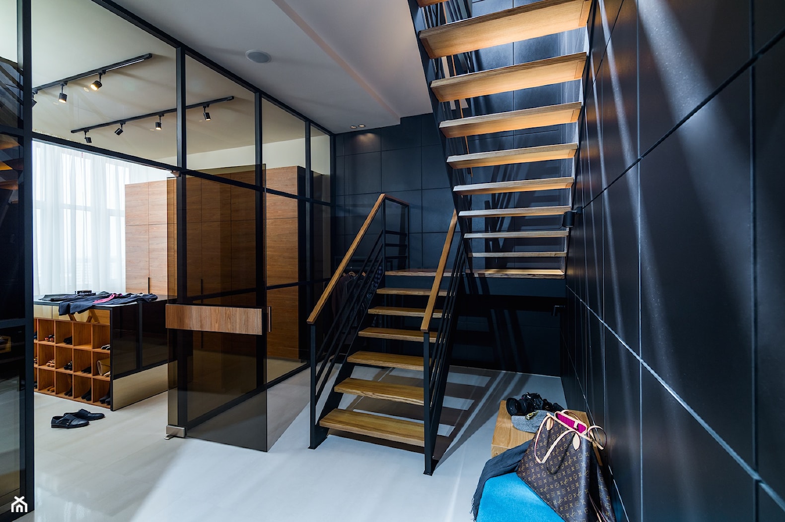 Duplex Penthouse - Schody, styl industrialny - zdjęcie od RB ARCHITECTS - Homebook