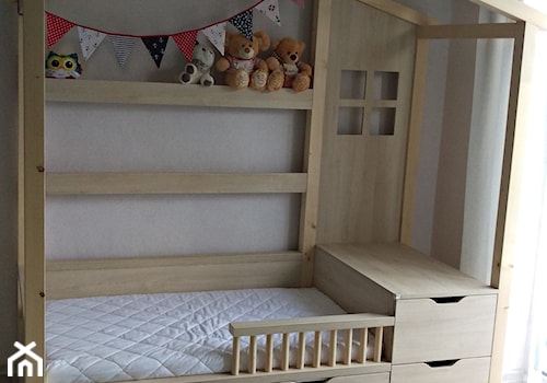 łóżko domek dla dziecka - Mały szary pokój dziecka dla dziecka dla chłopca dla dziewczynki, styl sk ... - zdjęcie od RS Meble