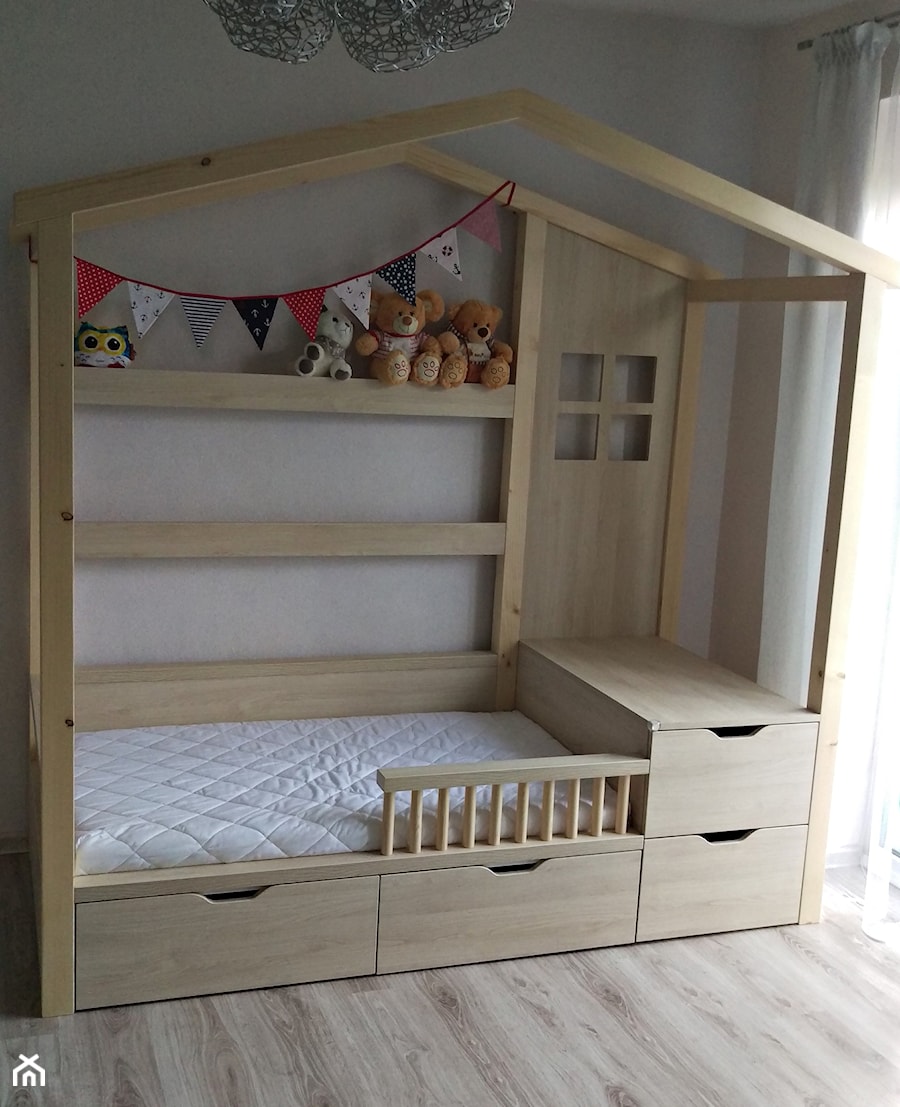 łóżko domek dla dziecka - Mały szary pokój dziecka dla dziecka dla chłopca dla dziewczynki, styl skandynawski - zdjęcie od RS Meble