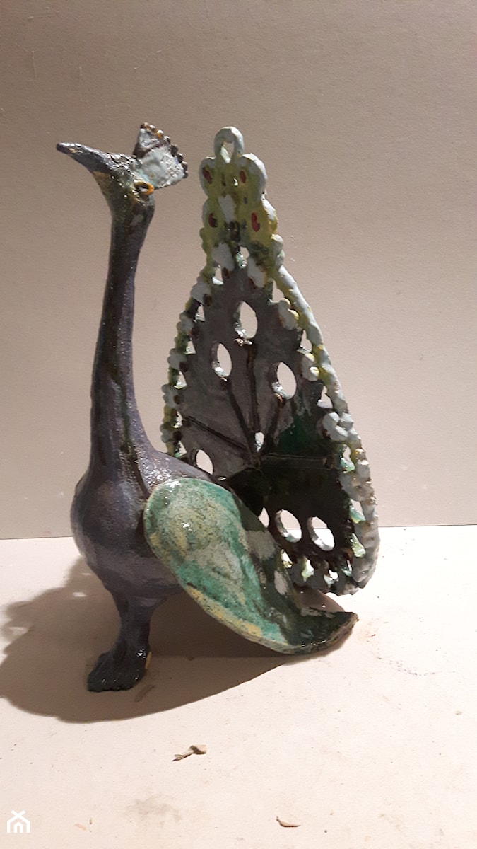 Ceramiczny paw - zdjęcie od Ceramika .Regina Fydrych-Porębska