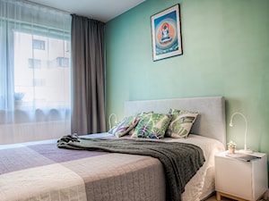 Mieszkanie dla młodych zapracowanych - Średnia zielona sypialnia, styl skandynawski - zdjęcie od Jachtoma design