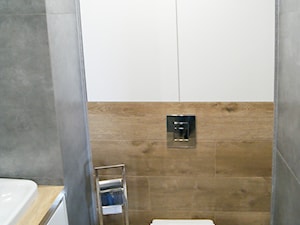 Słodowiec City - Mała na poddaszu bez okna łazienka, styl nowoczesny - zdjęcie od MagnesDesign