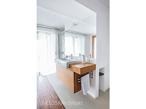 jasna łazienka - zdjęcie od BRZUSKArchitekt - Alicja Brzuska