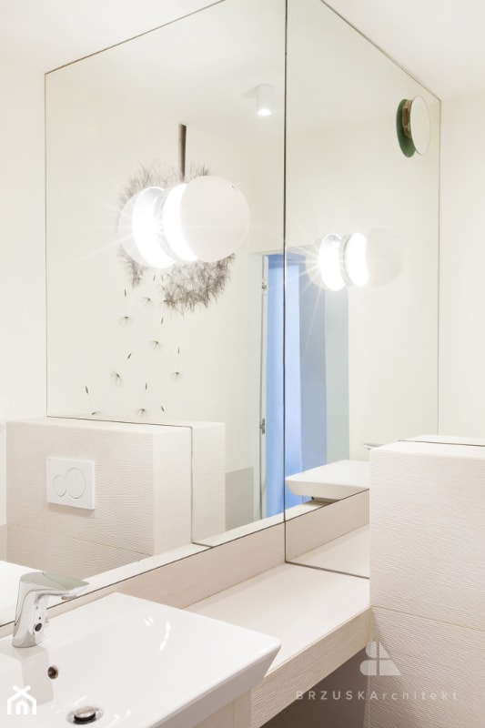 jasna łazienka - zdjęcie od BRZUSKArchitekt - Alicja Brzuska