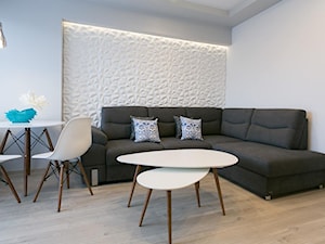 Realizacja apartamentu w Zakopanem - RELAX - Biały salon z jadalnią, styl skandynawski - zdjęcie od Meble ESKA