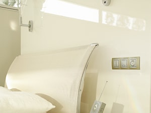 Sypialnia, styl nowoczesny - zdjęcie od Schneider Electric