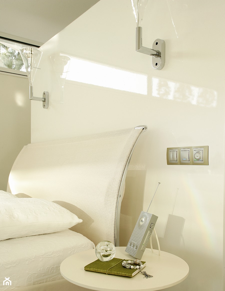 Sypialnia, styl nowoczesny - zdjęcie od Schneider Electric