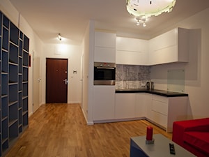 MIeszkanie 37 mkw - Hol / przedpokój - zdjęcie od Inproco Interiors