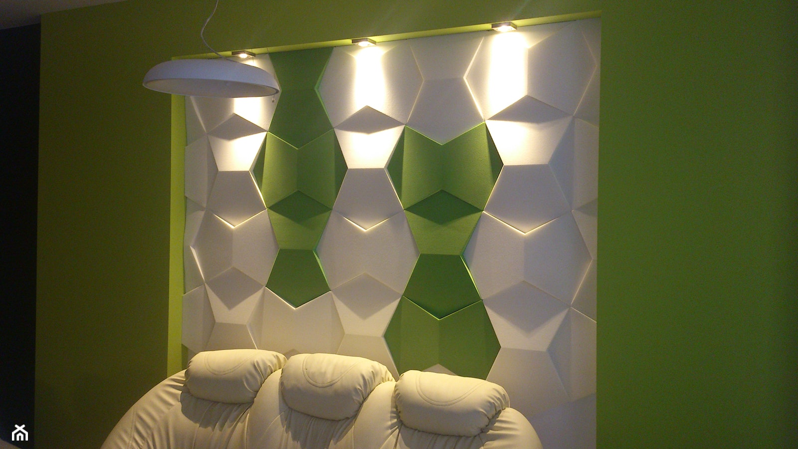 Pomysł na ścianę, aranżacja ściany, Fluffo panele ścienne 3D (www.zizistudios.pl) - zdjęcie od Fluffo - Homebook