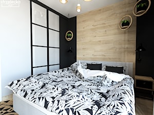 Sypialnia z garderobą - dom w lesie - Średnia biała czarna sypialnia, styl skandynawski - zdjęcie od Strzelecka Design