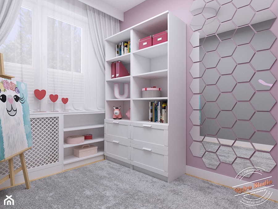 Mieszkanie 57 m2 - Mały różowy szary pokój dziecka dla dziecka dla dziewczynki, styl glamour - zdjęcie od Retro Studio