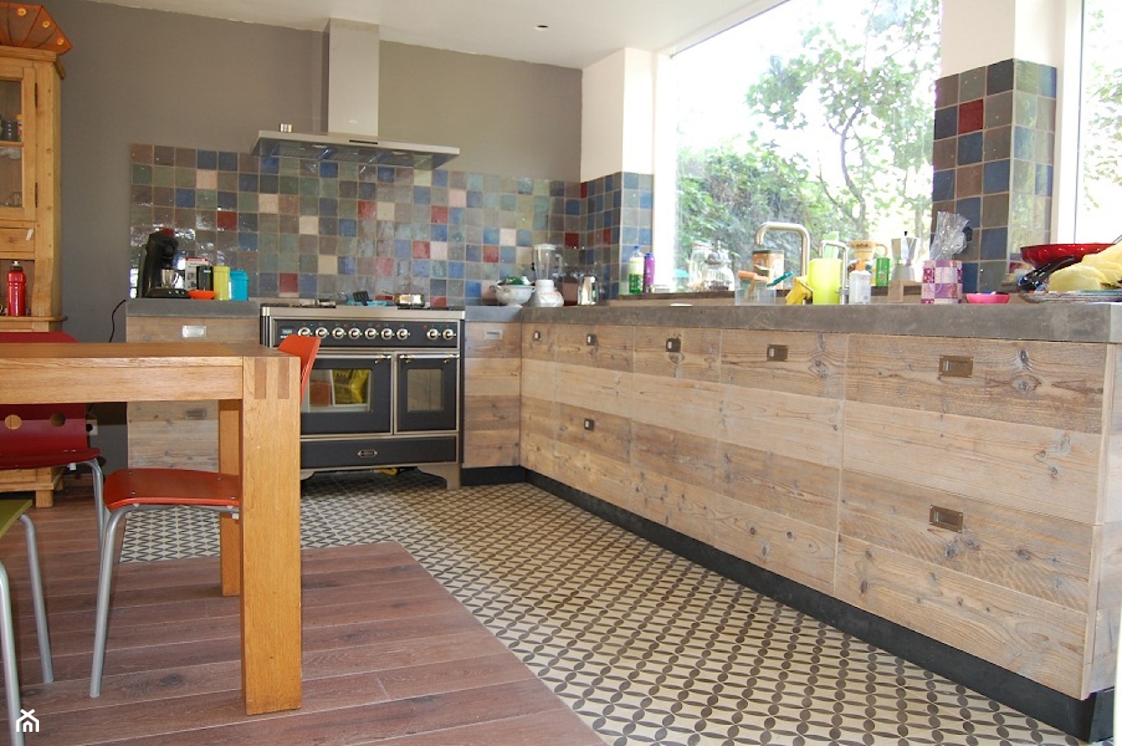 Płytki w kuchni na podłodze - zdjęcie od Cerames - Homebook
