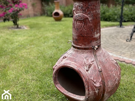 Aranżacje wnętrz - Ogród: Kominek ogrodowy Chimenea - Cerames. Przeglądaj, dodawaj i zapisuj najlepsze zdjęcia, pomysły i inspiracje designerskie. W bazie mamy już prawie milion fotografii!