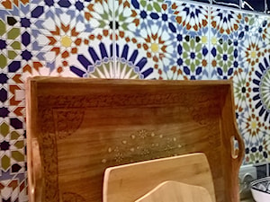 Płytki marokańskie jako pasek ozdobny w kuchni - zdjęcie od Cerames