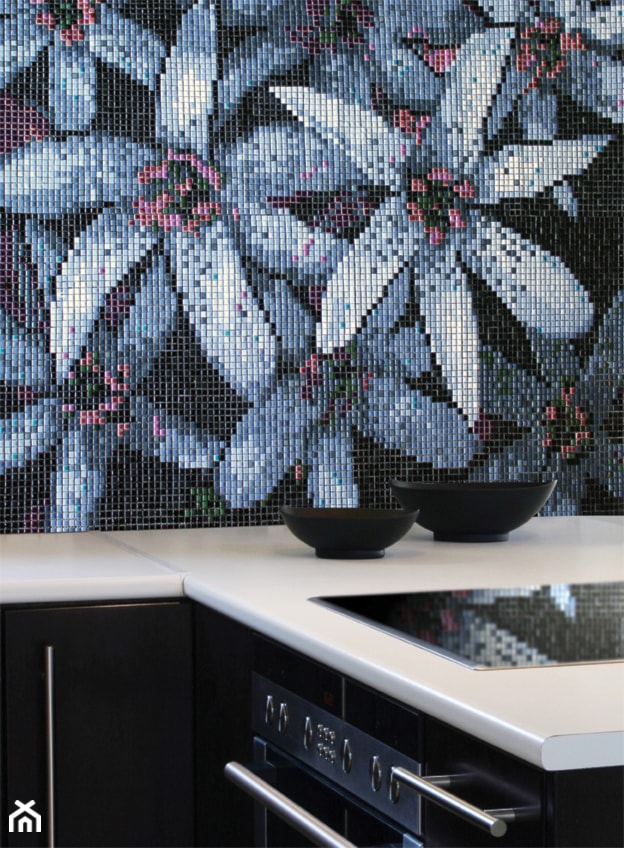 Mozaikowe płytki w kuchni na ścianie - zdjęcie od Cerames - Homebook