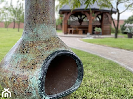 Aranżacje wnętrz - Ogród: Kominek ogrodowy Chimenea - Cerames. Przeglądaj, dodawaj i zapisuj najlepsze zdjęcia, pomysły i inspiracje designerskie. W bazie mamy już prawie milion fotografii!