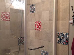 Płytki pod prysznicem - zdjęcie od Cerames