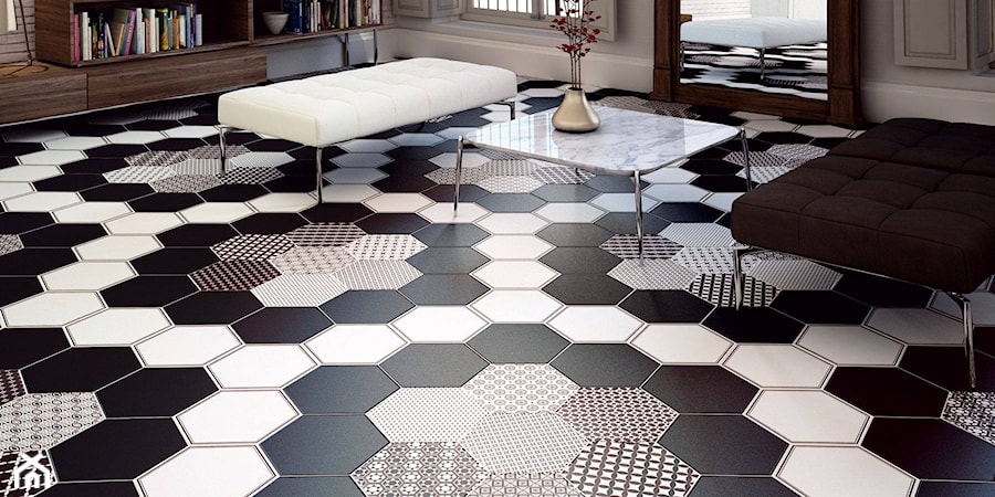 Płytki heksagonalne na podłodze w salonie - zdjęcie od Cerames
