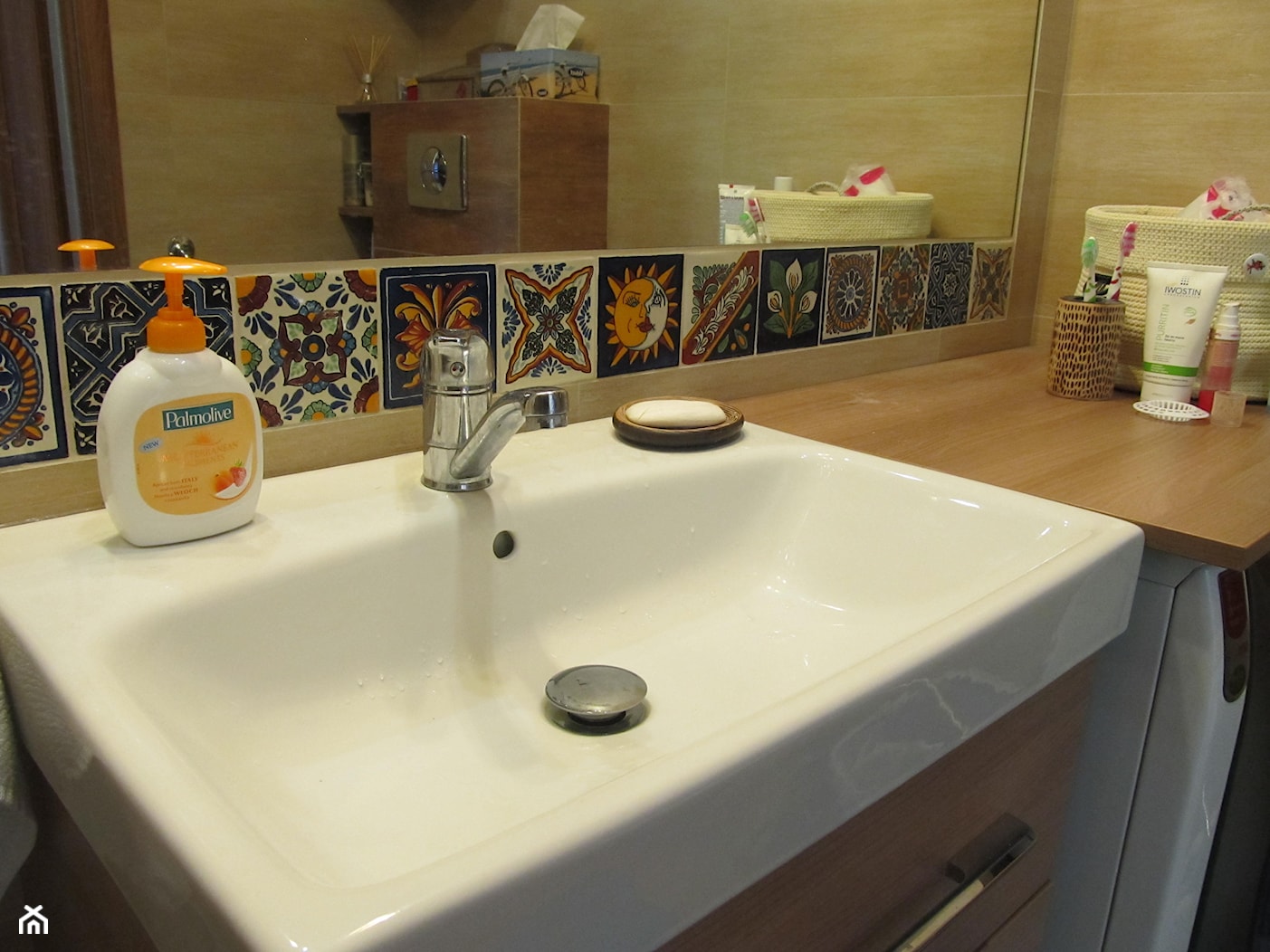 Płytki na ścianie w łazience - zdjęcie od Cerames - Homebook