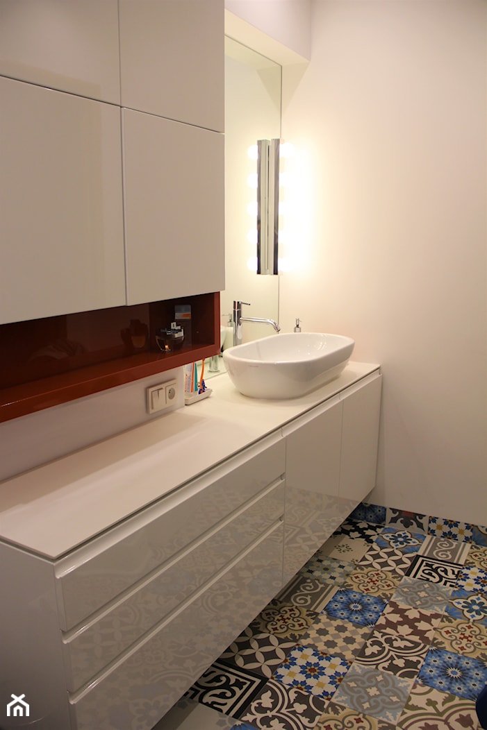 Płytki w łazience na podłodze - zdjęcie od Cerames - Homebook