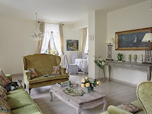 Dom klasyczny - Średni beżowy salon z jadalnią, styl tradycyjny - zdjęcie od SZTUKA ARANŻACJI WNETRZ