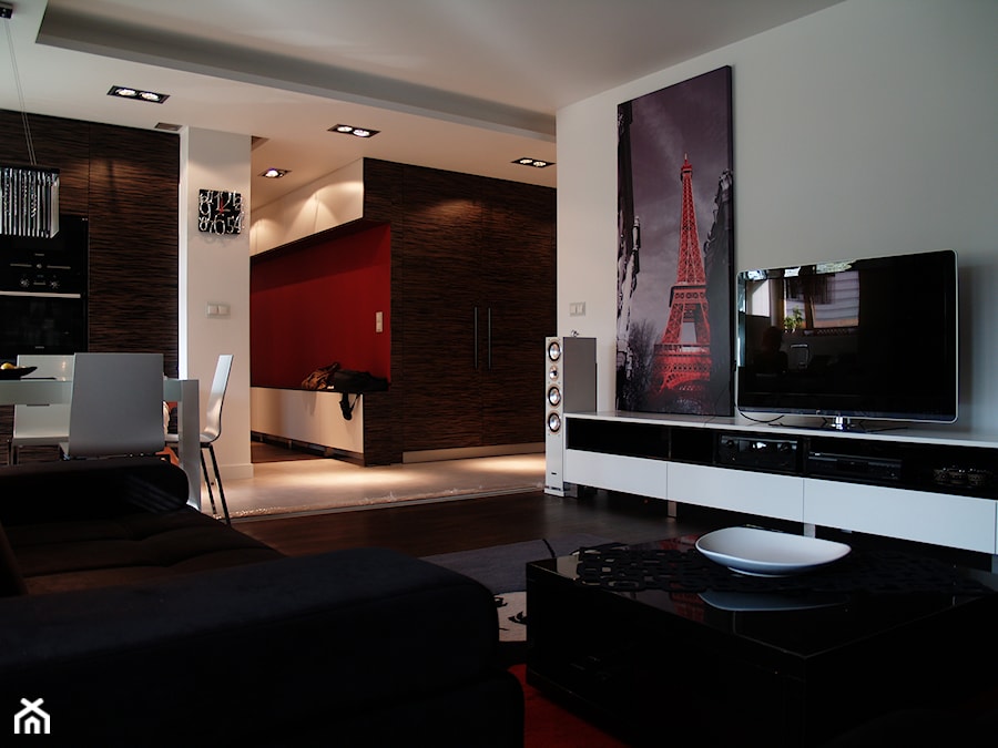 mieszkanie z kontrastami czarno-czerwonymi - Salon - zdjęcie od projektowanie wnetrz warszawa
