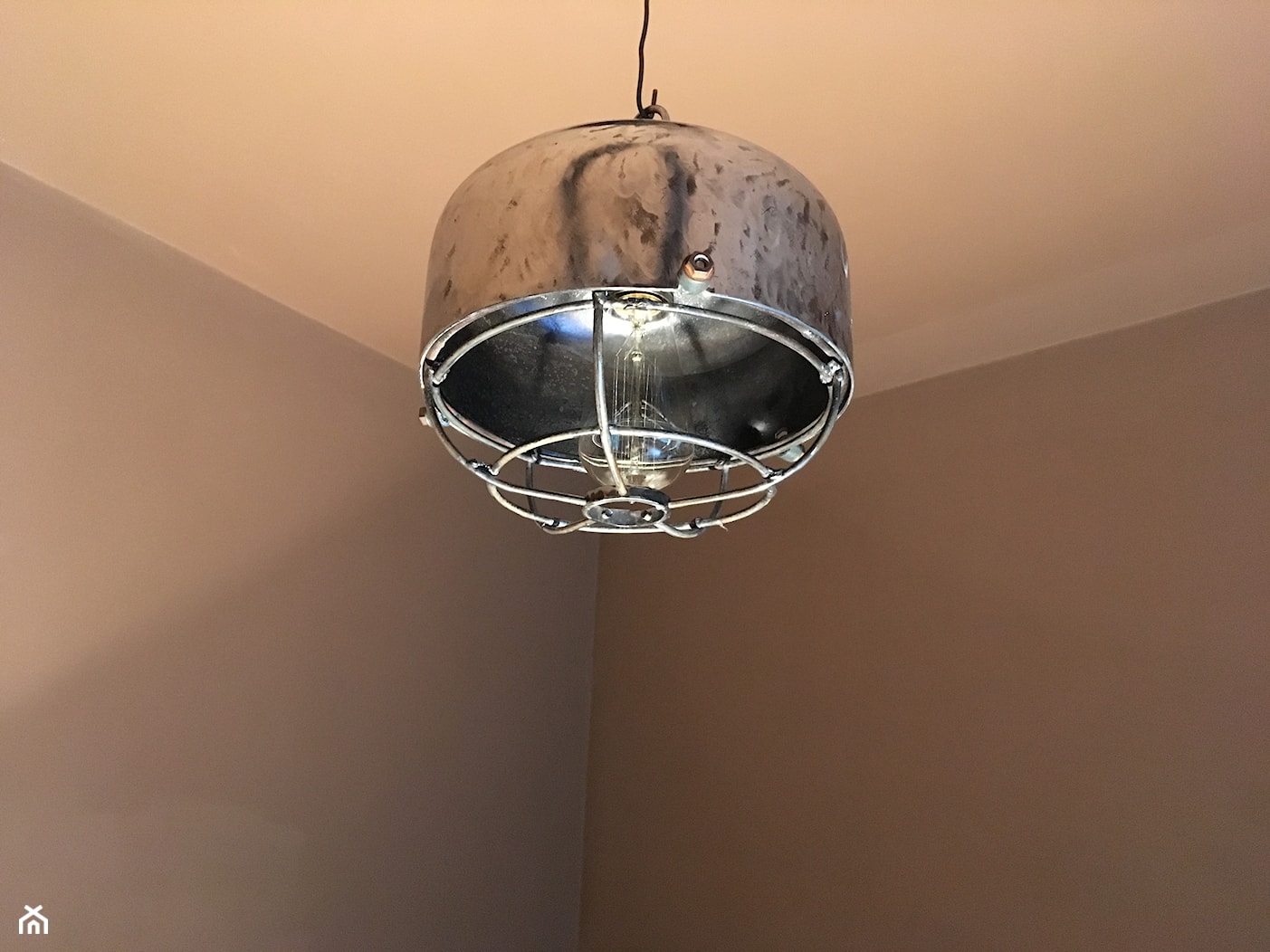 Lampa vintage - zdjęcie od zezłomu - Homebook