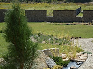 Ogród z kamieniem - zdjęcie od Studio B architektura krajobrazu Bogumiła Bulga