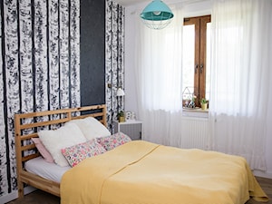Mieszkanie 41m2 pod Warszawą - Mała biała sypialnia - zdjęcie od Mieszkanie to wyzwanie