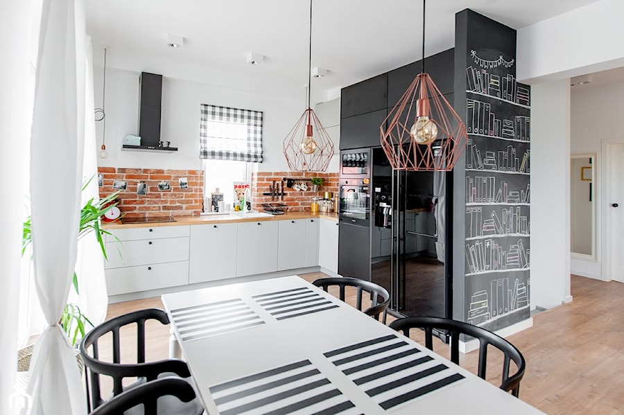 Moje mieszkanie - Średnia biała szara jadalnia w kuchni, styl skandynawski - zdjęcie od Mieszkanie to wyzwanie