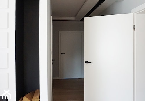Projekt domu jednorodzinnego - Hol / przedpokój, styl nowoczesny - zdjęcie od Katrilo Projektowanie wnętrz