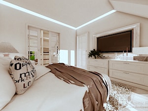 ARANŻACJA DOMU W GŁOGOWIE 1 - Średnia beżowa sypialnia na poddaszu, styl prowansalski - zdjęcie od Boskie Wnetrza i Ty
