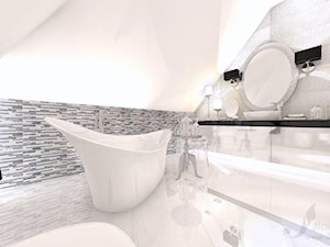 DOM W STYLU GLAMOUR - Średnia na poddaszu bez okna z lustrem łazienka, styl glamour - zdjęcie od Boskie Wnetrza i Ty