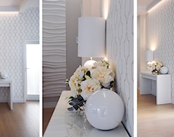 Dom-biel w nowoczesnym wydaniu - Mały biały salon, styl glamour - zdjęcie od INDOMDESIGN - Homebook