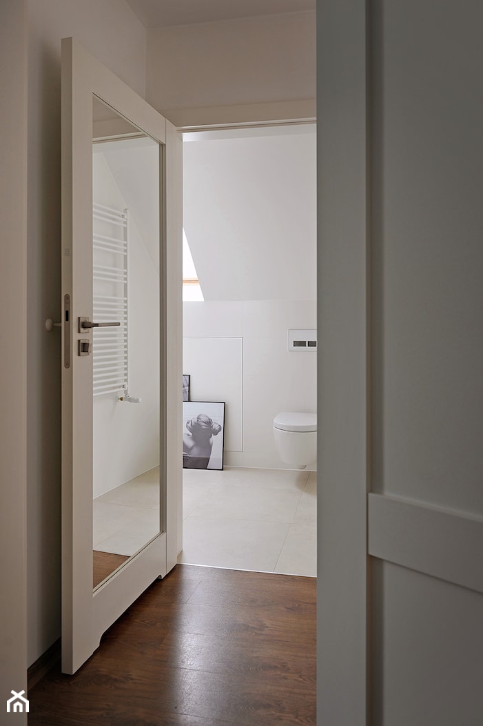biała łazienka - zdjęcie od Innerium Karolina Trojga - Homebook