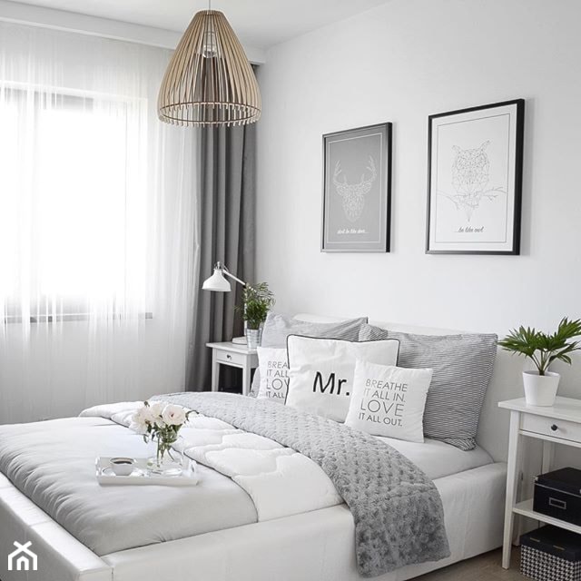 SYPIALNIA - Mała biała sypialnia - zdjęcie od tam_i_tu