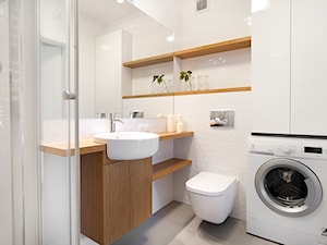 Mieszkanie do wynajęcia_Poznań - Mała z pralką / suszarką łazienka, styl minimalistyczny - zdjęcie od re-ARCH Home Staging