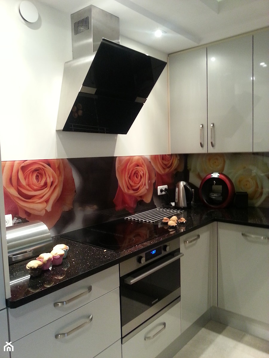 Kuchnia z różami - zdjęcie od BLOK