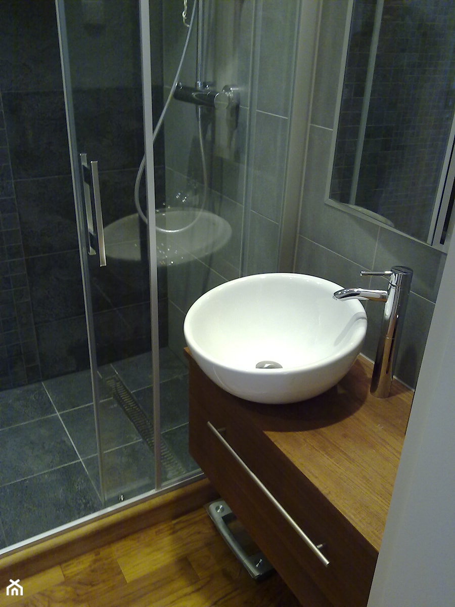 łazienka z drewnem - zdjęcie od BLOK