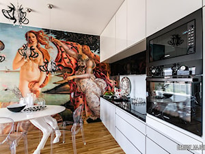 Dekoracje kuchenne na ścianę – 12 pomysłów na pustą ścianę w kuchni