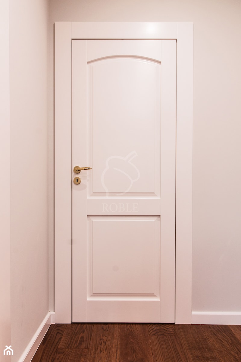Klasyczne Drzwi Drewniane Białe - zdjęcie od Roble - Schody, Podłogi, Drzwi i Tarasy