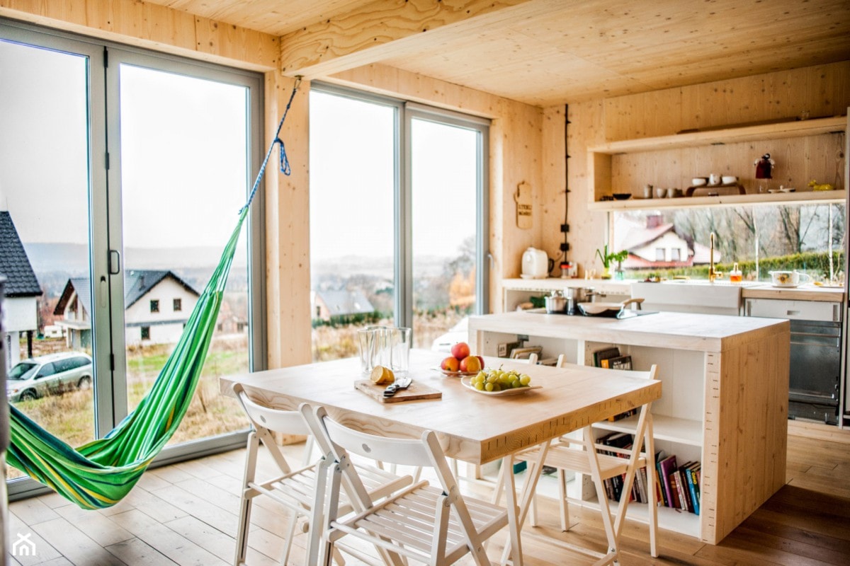 Dom z klocków - Kuchnia, styl minimalistyczny - zdjęcie od architektura szyta na miarę - Homebook