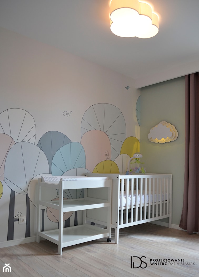 Pokój noworodka, 12m2 Wejherowo - Mały beżowy szary pokój dziecka dla niemowlaka dla chłopca dla dziewczynki, styl skandynawski - zdjęcie od IDS projektowanie wnętrz - Homebook