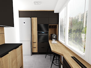 kuchnia 37 - Średnia zamknięta biała z lodówką wolnostojącą z ekspresem do kawy z kuchenką mikrofalową z podblatowym zlewozmywakiem kuchnia dwurzędowa z oknem, styl nowoczesny - zdjęcie od projekt ka